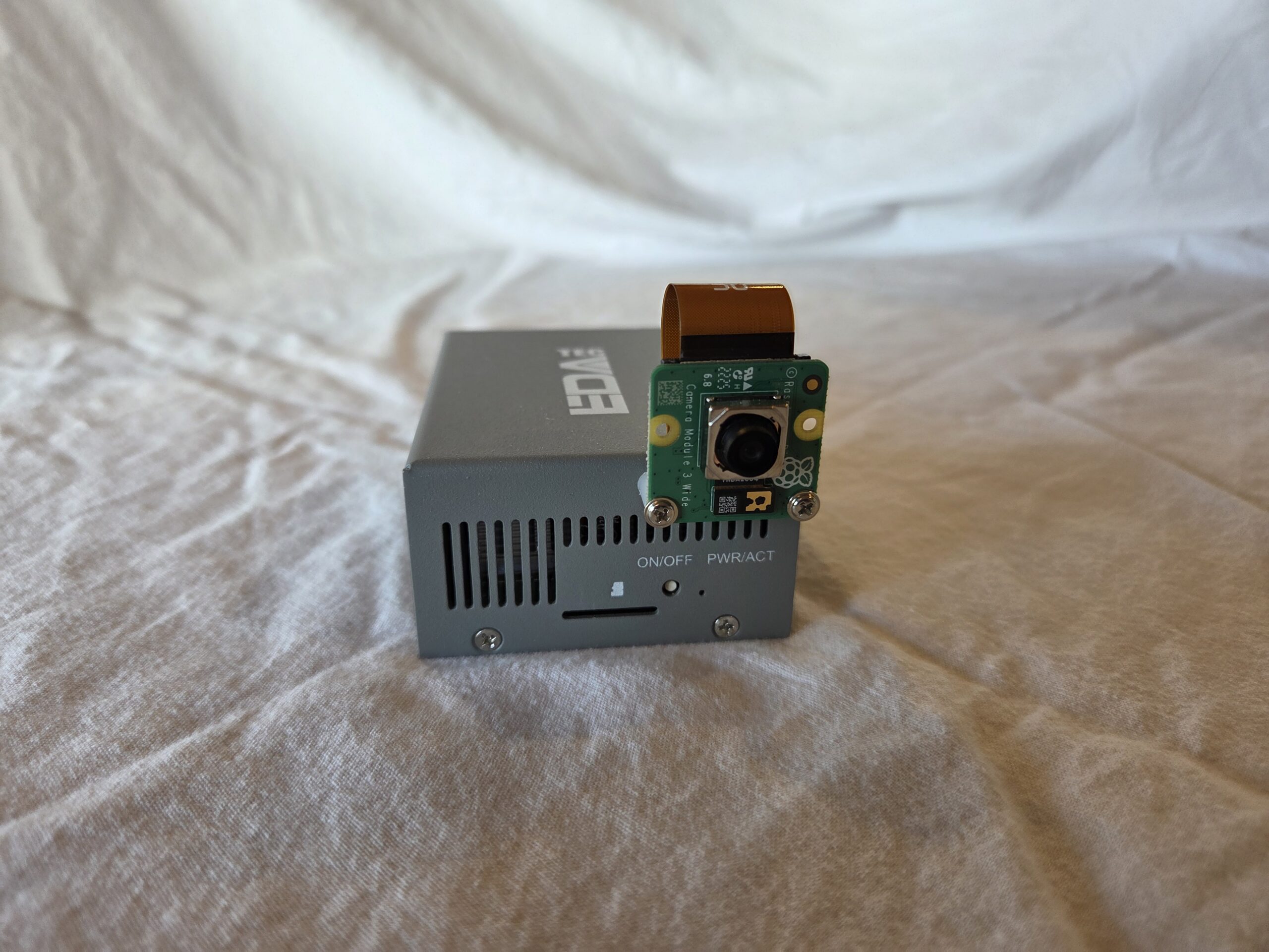 EdaTec Metal Case for Raspberry Pi 5 - Image 4