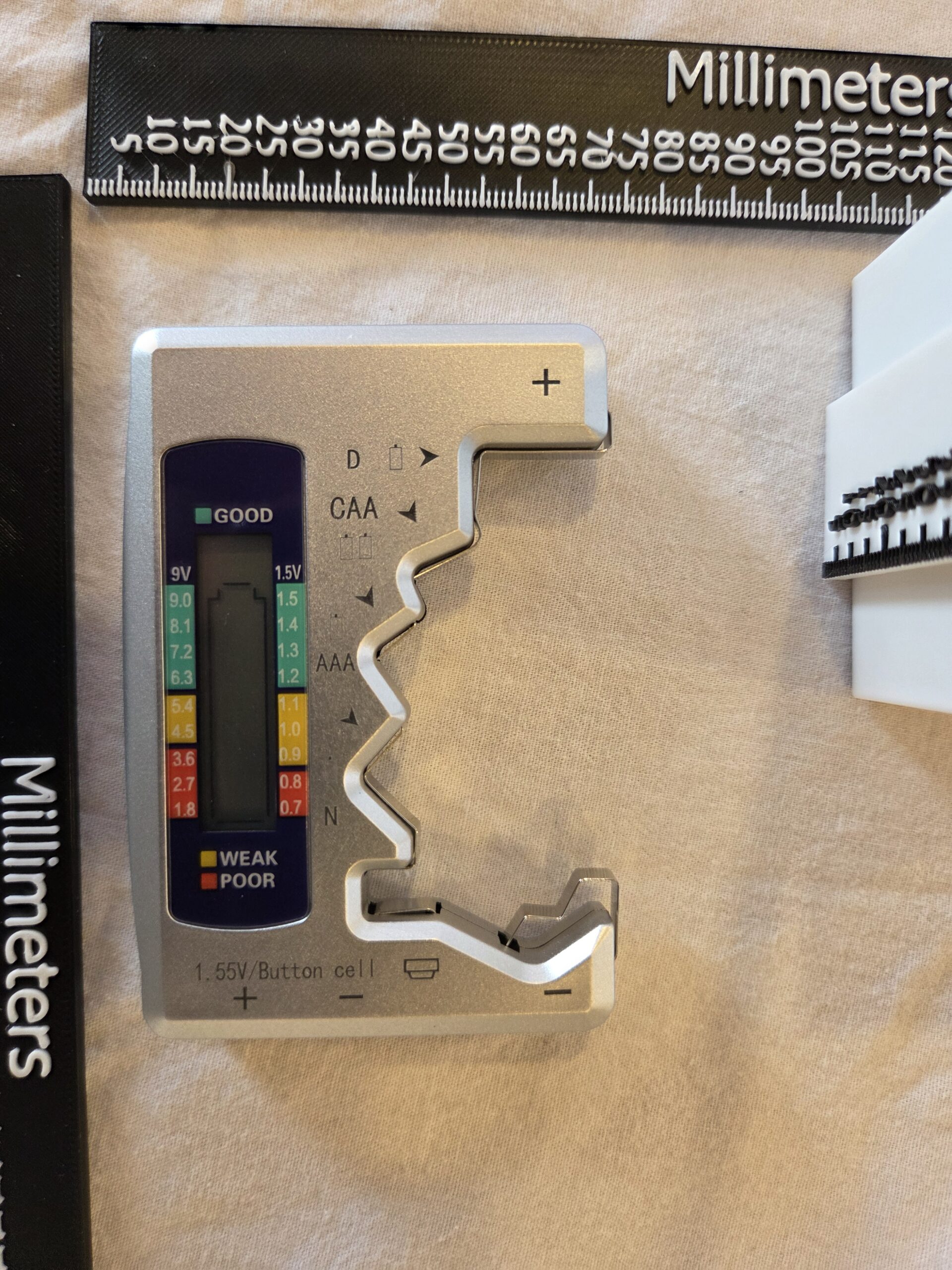 AAA/AA/9V/D battery tester Battery level tester - Image 4