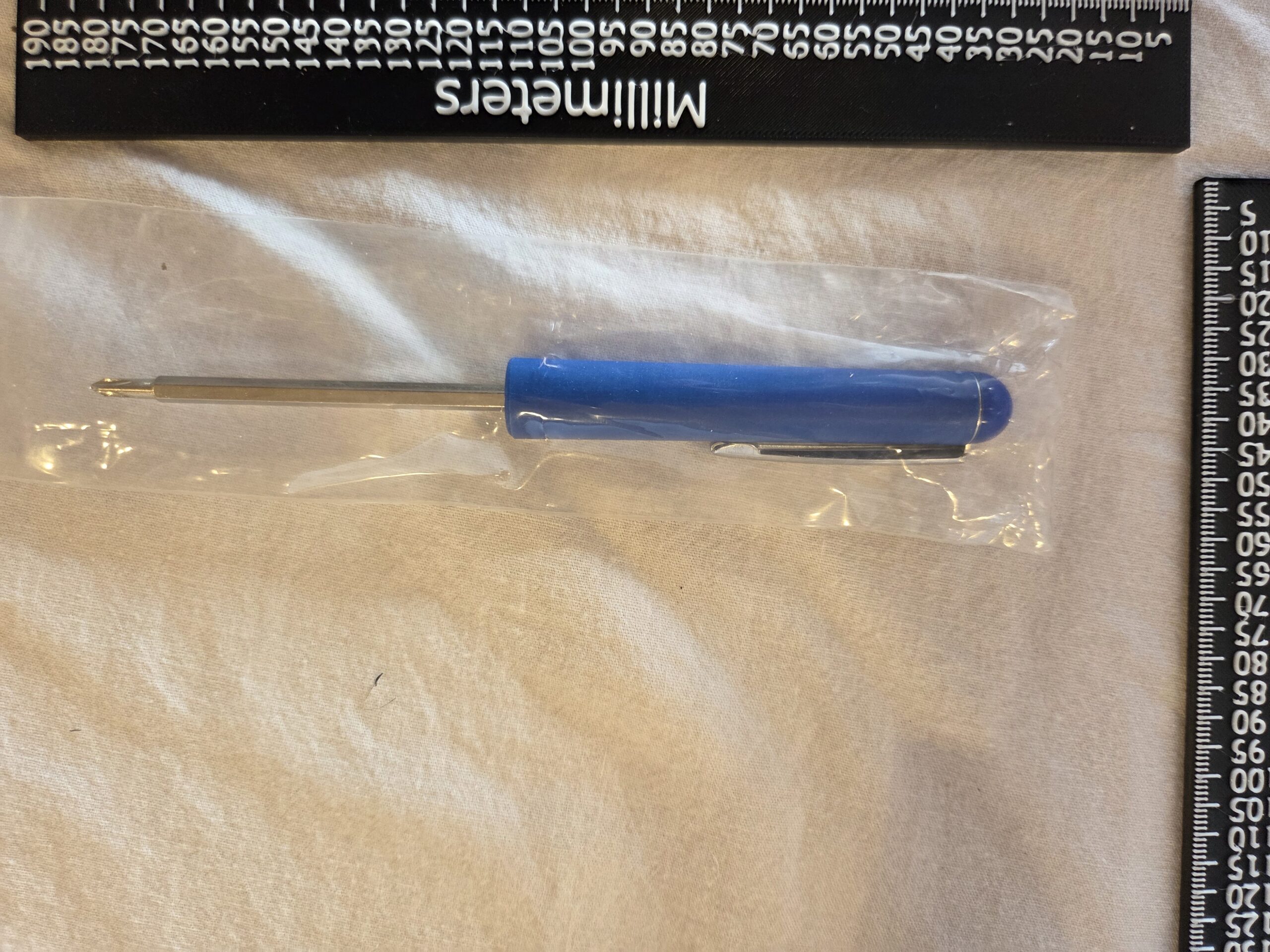 2 in 1 Pocket Pen Type Mini Screwdriver - Image 11